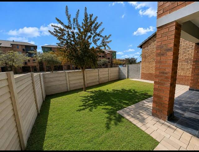 2 BEDROOM APARTMENT FOR SALE IN HEUWELOORD